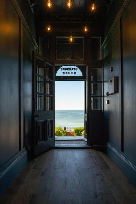Beachfront Luxury Home With Spectacular Sea Views Herne Bay Buitenkant foto